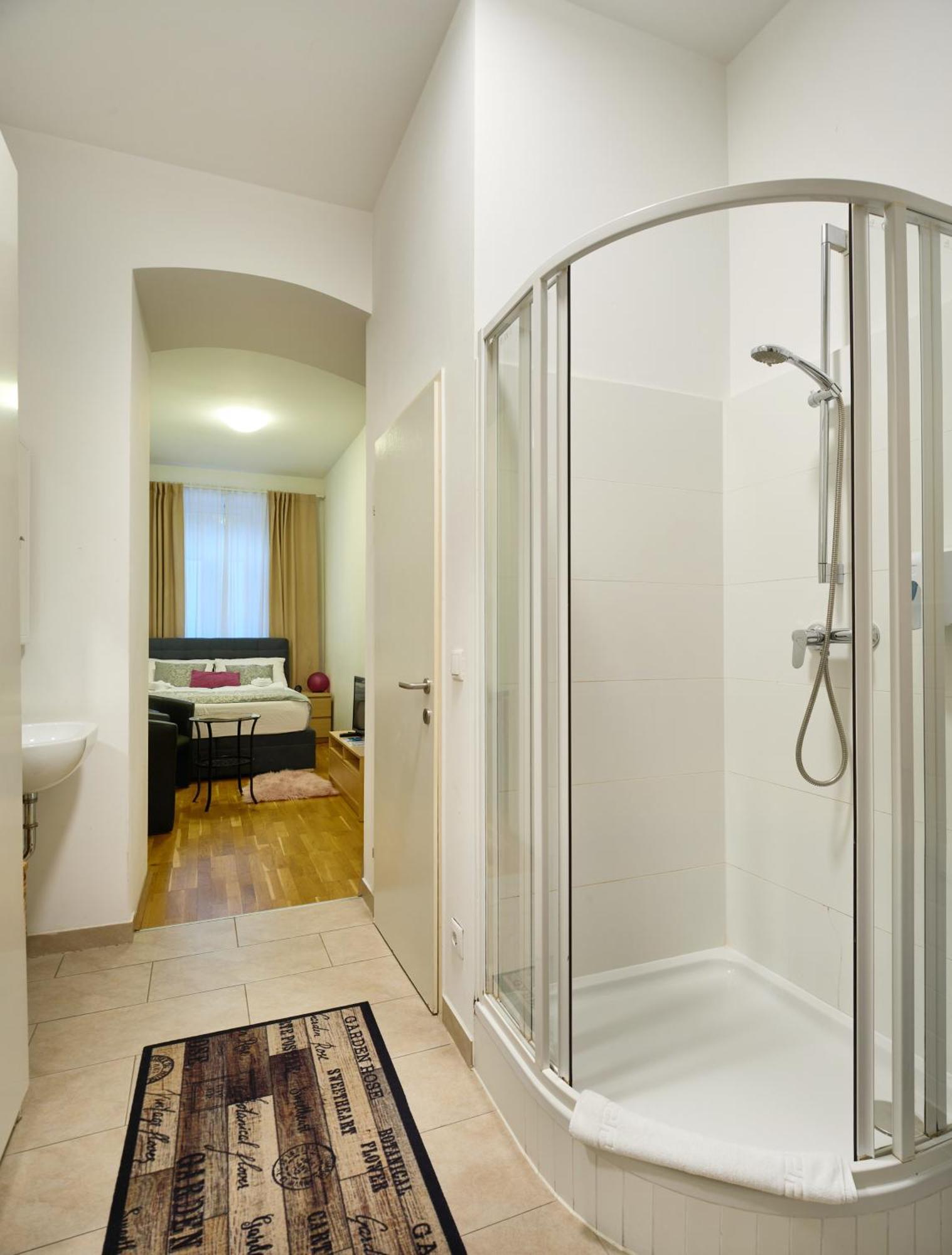 Flarent Economy Apartments Viena Exterior foto